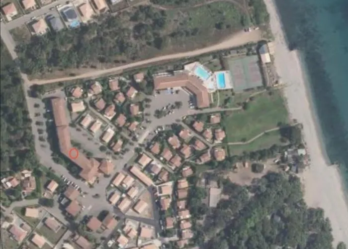 Piscine Et * Cervione